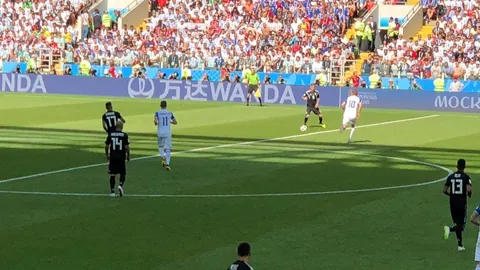 凱恩歐冠入球引爭議，與魯尼並列大賽紀錄