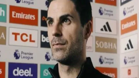 “天等县中小生游泳技能大赛，提升学生水上自救能力”